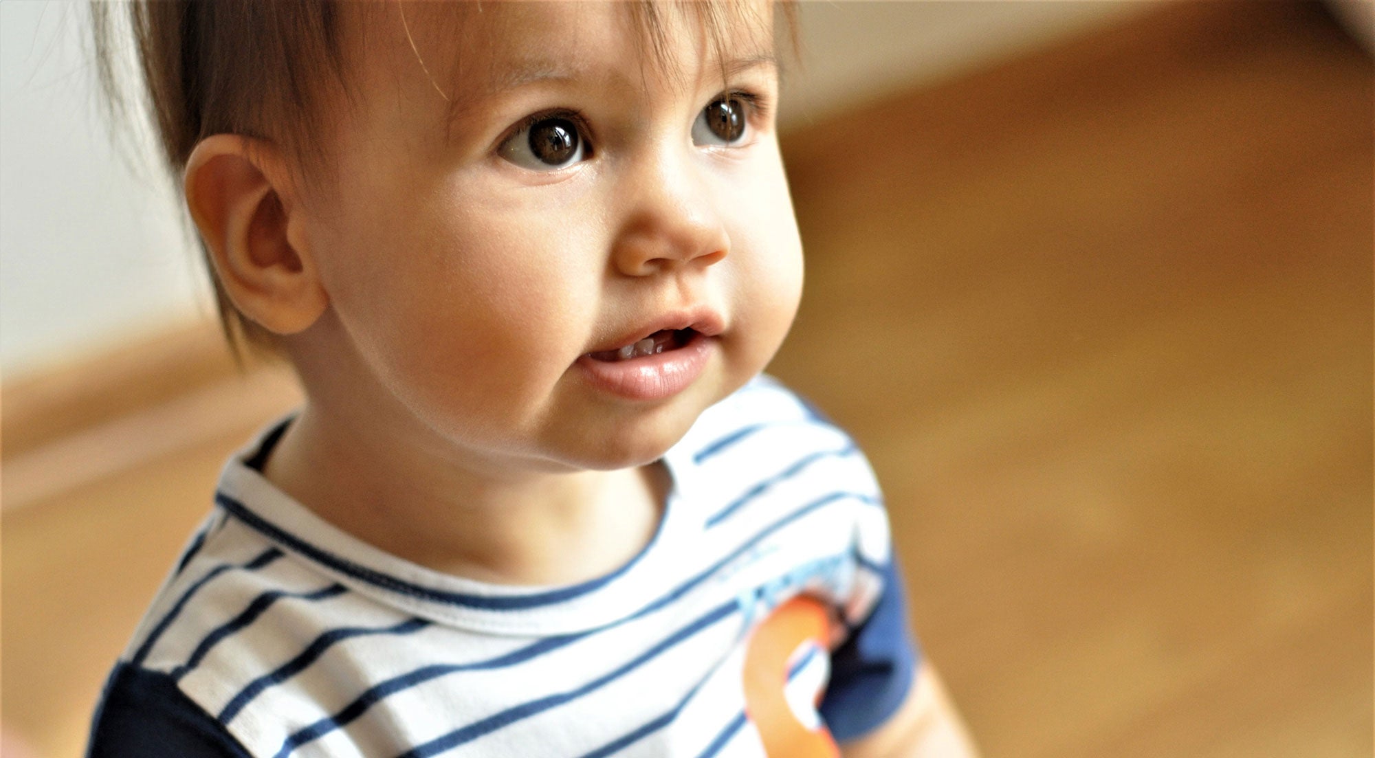 Jak wspierać rozwój niemowląt? Poznaj trzy najważniejsze zasady.