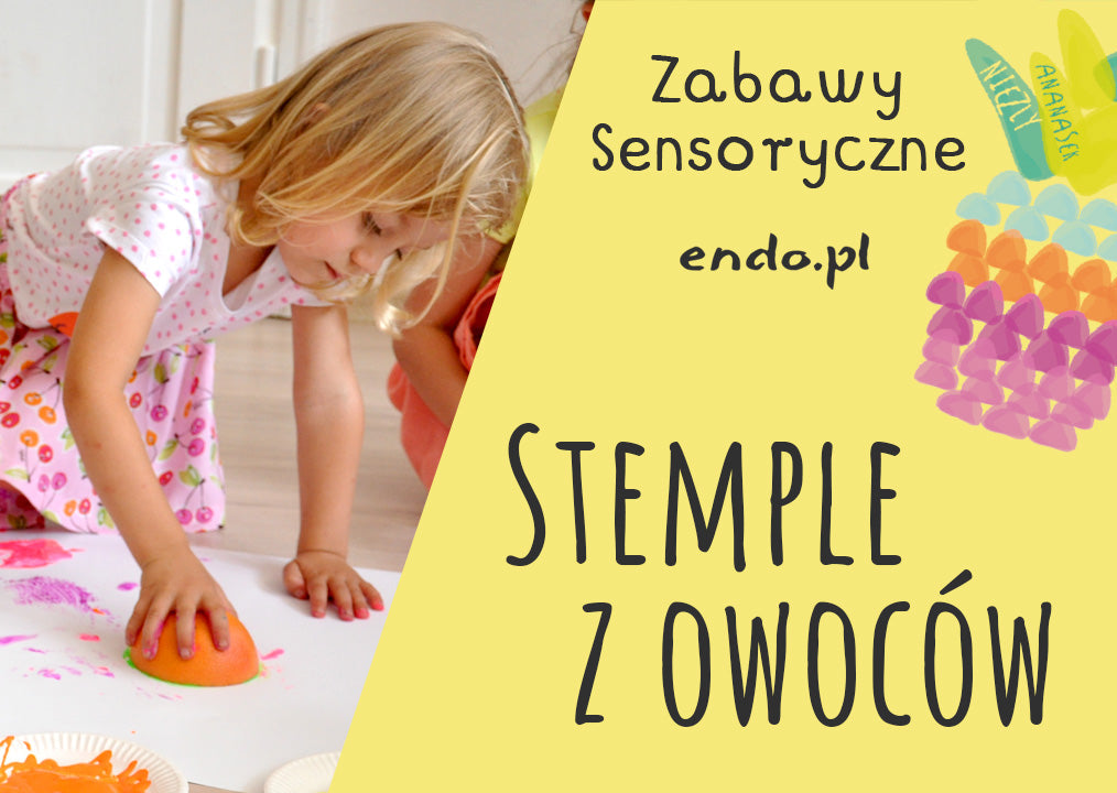 pieczątki z warzyw i owoców|Artykuły plastyczne przygotowane do zabawy z owocami i warzywami.|Dzieci siedzące na podłodze, jedzące pomarańcze podczas zabawy ze stemplami z warzyw i owoców.|Dzieci odciskające kolorowe stemple z warzyw i owoców na papier...