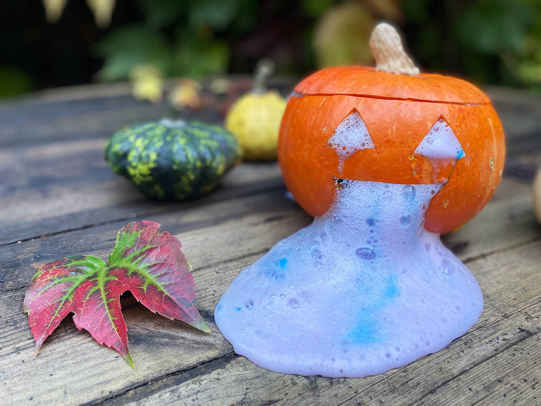 Buzująca dynia - najlepszy eksperyment dla dzieci na Halloween