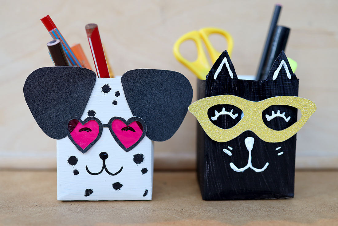 Pojemniki na kredki z kartonów po mleku