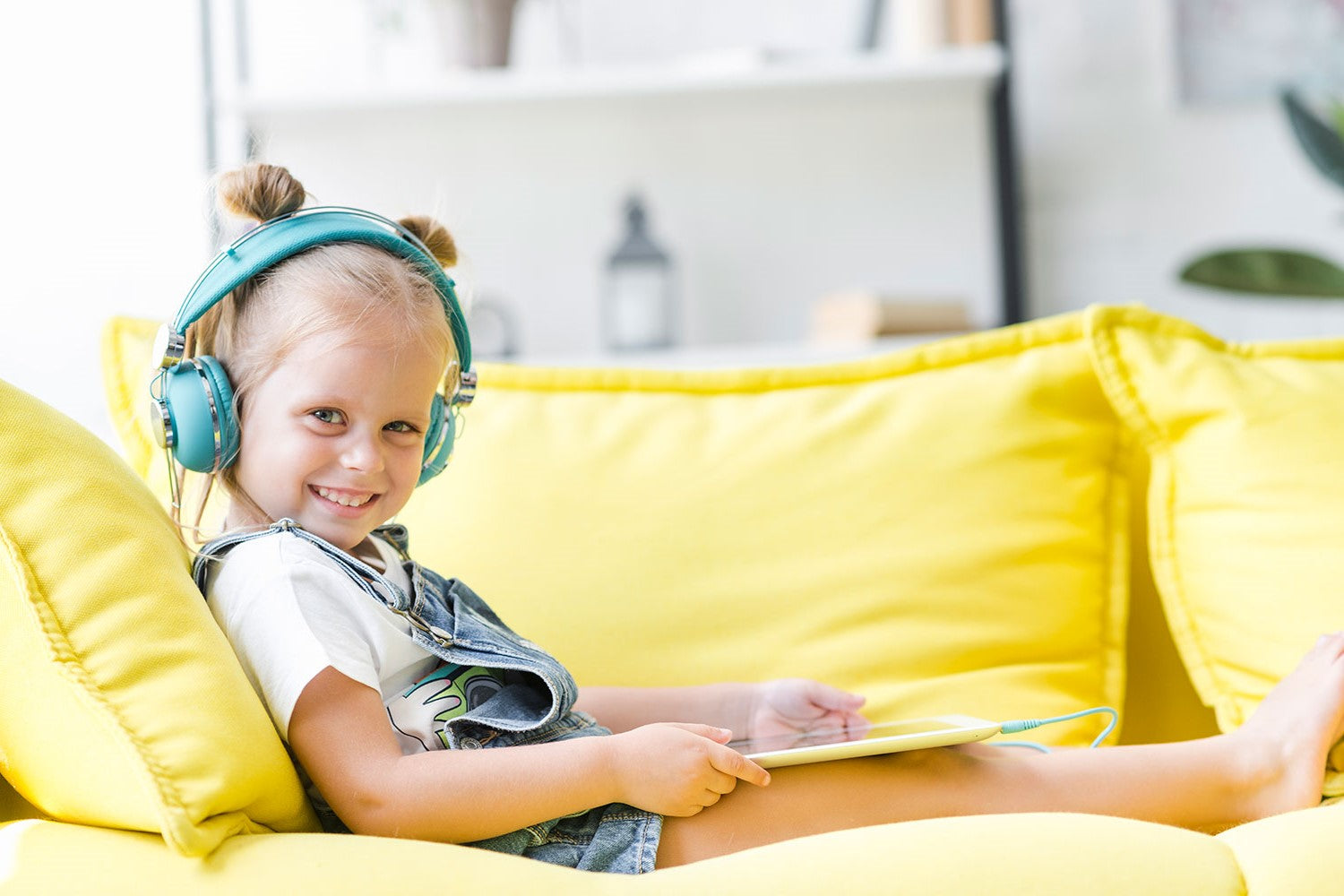 Dlaczego warto słuchać podcastów? - najlepsze podcasty przyrodnicze dla dzieci