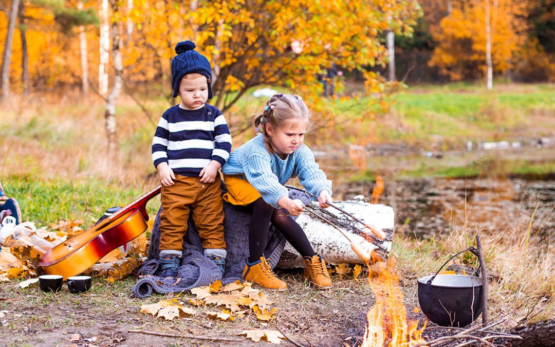 Rodzinne aktywności jesienią – co robić z dziećmi jesienią