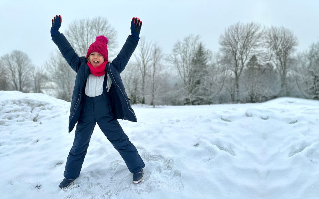 Zimowe aktywności rodzinne – co robić z dziećmi zimą