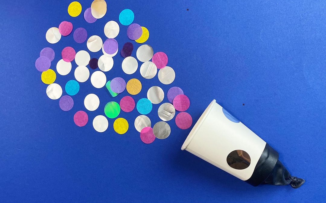 Prosta wyrzutnia do konfetti – jak zrobić karnawałową zabawkę DIY?