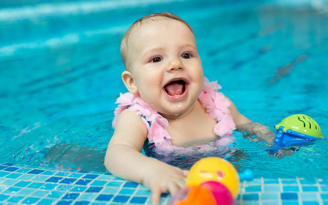 Niemowlak na basenie – Kompletny przewodnik dla rodziców