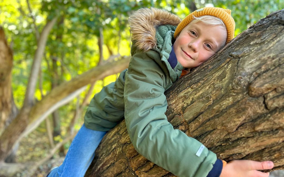 Kurtka zimowa dla chłopca – jak wybierać kurtki chłopięce – przewodnik