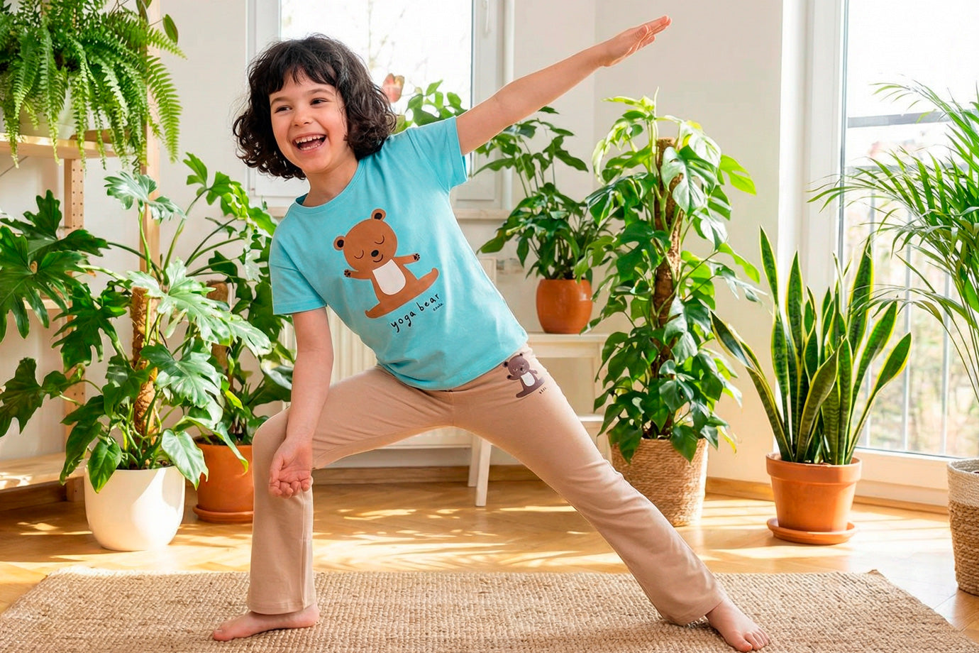 Wiosenne ubrania dla dziewczynek - przegląd kolekcji Endo Wiosna na Wesoło