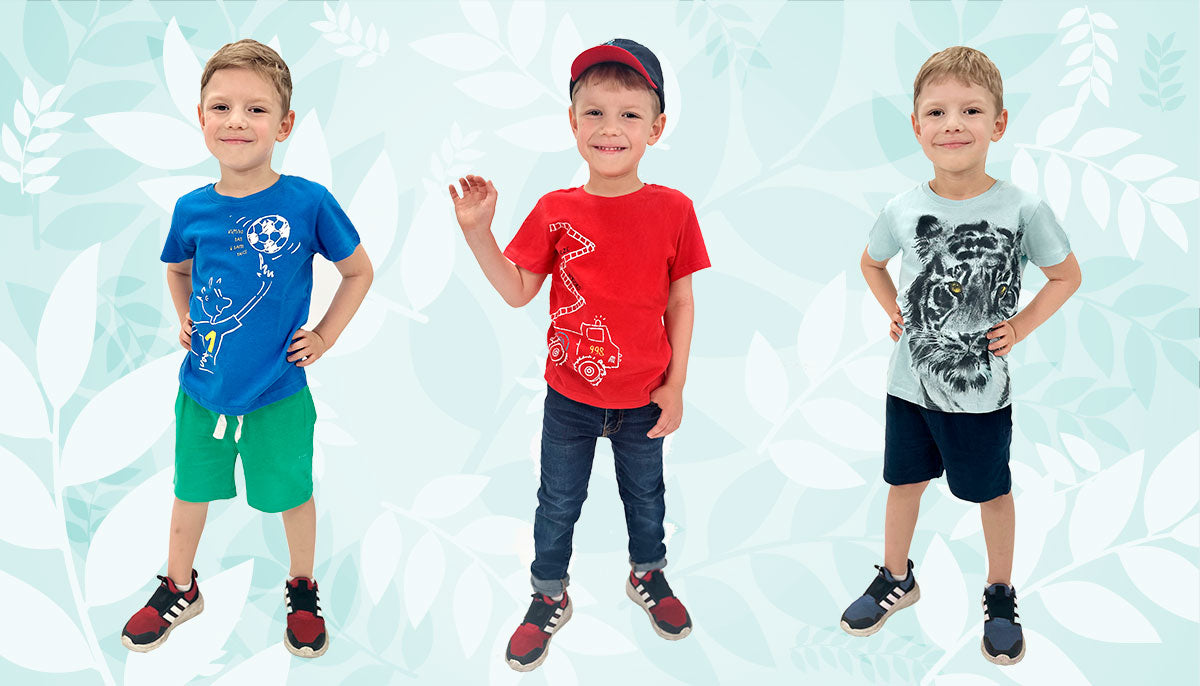Letnie niezbędniki w szafie chłopca - te ubrania zapewnią dziecku udane wakacje
