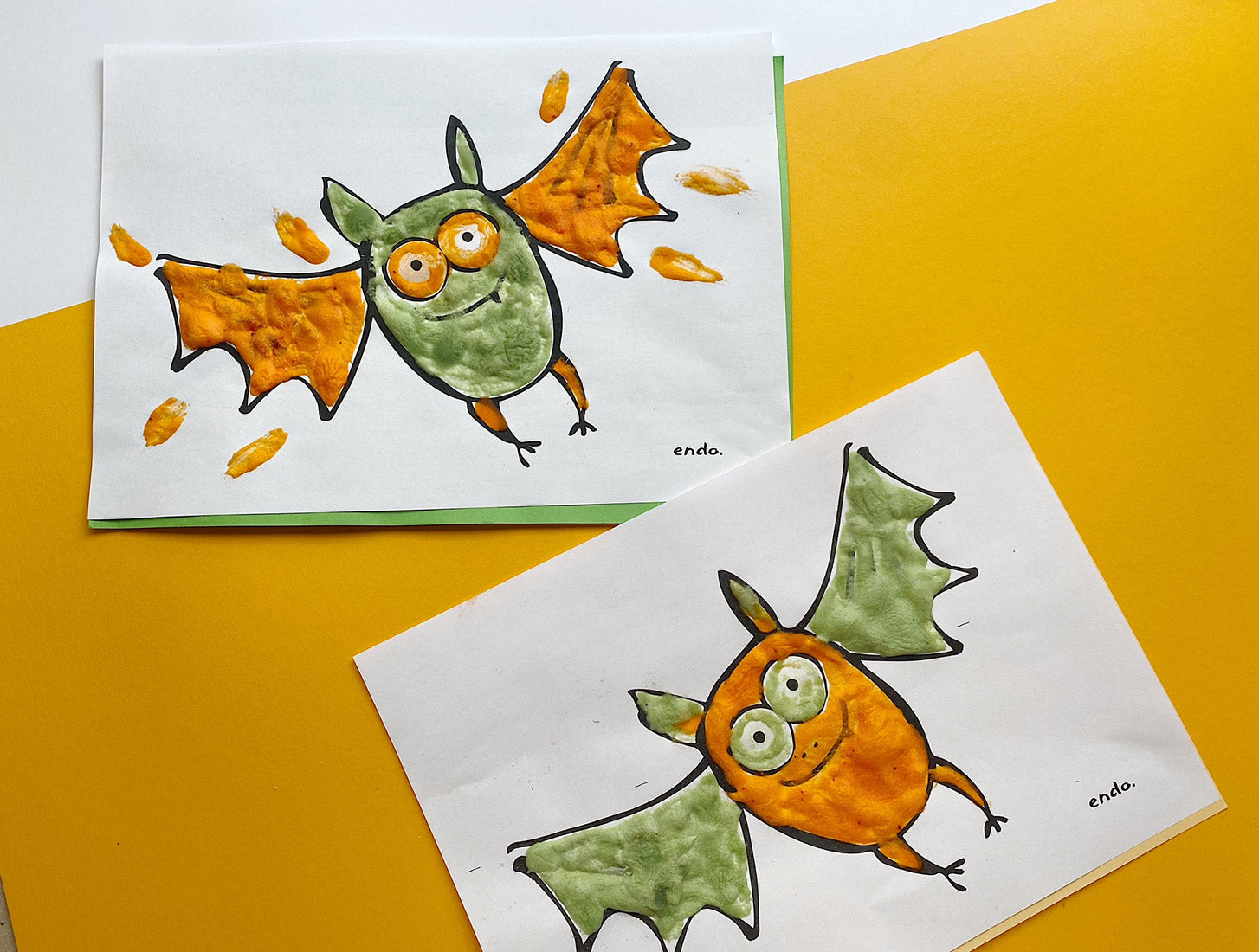 Halloweenowe obrazki z rosnącej farby do wypiekania