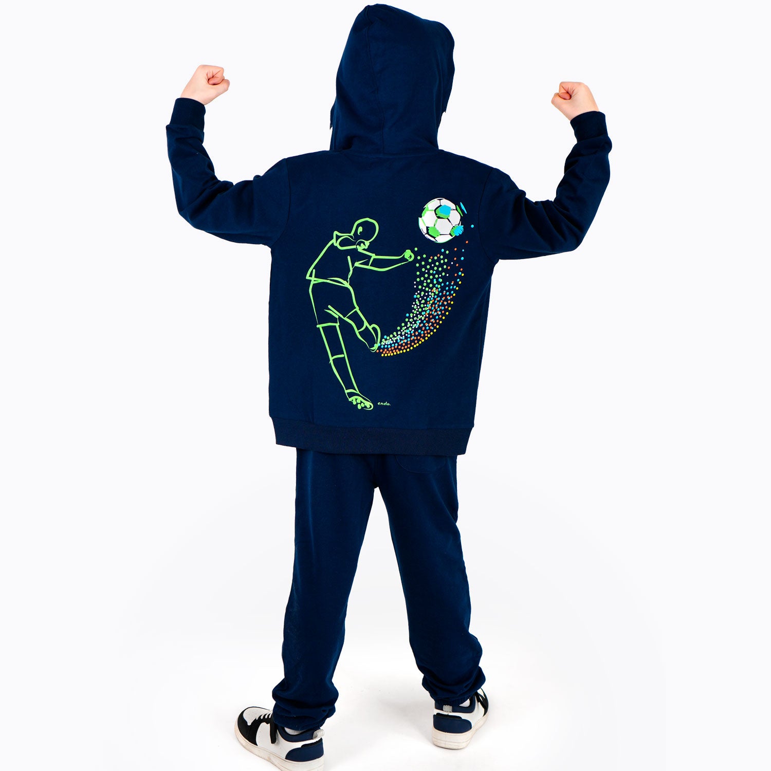 Bluza z kapturem dla chłopca, z motywem piłkarskim, granatowa 9-13 lat