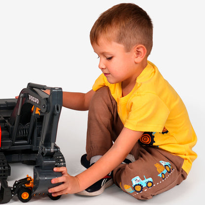 Spodnie dresowe dla chłopca, z traktorami, brażowe 3-8 lat